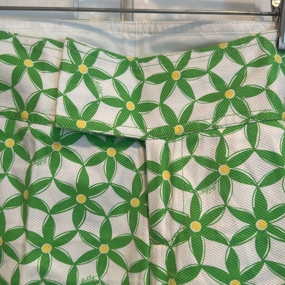 Lilly Pulitzer white capris with green and yellow - Picture 3 of 9
